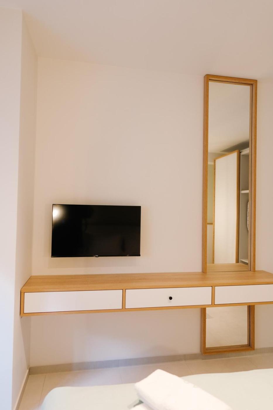 Aquarama Suites Nea Iraklitsa Екстериор снимка