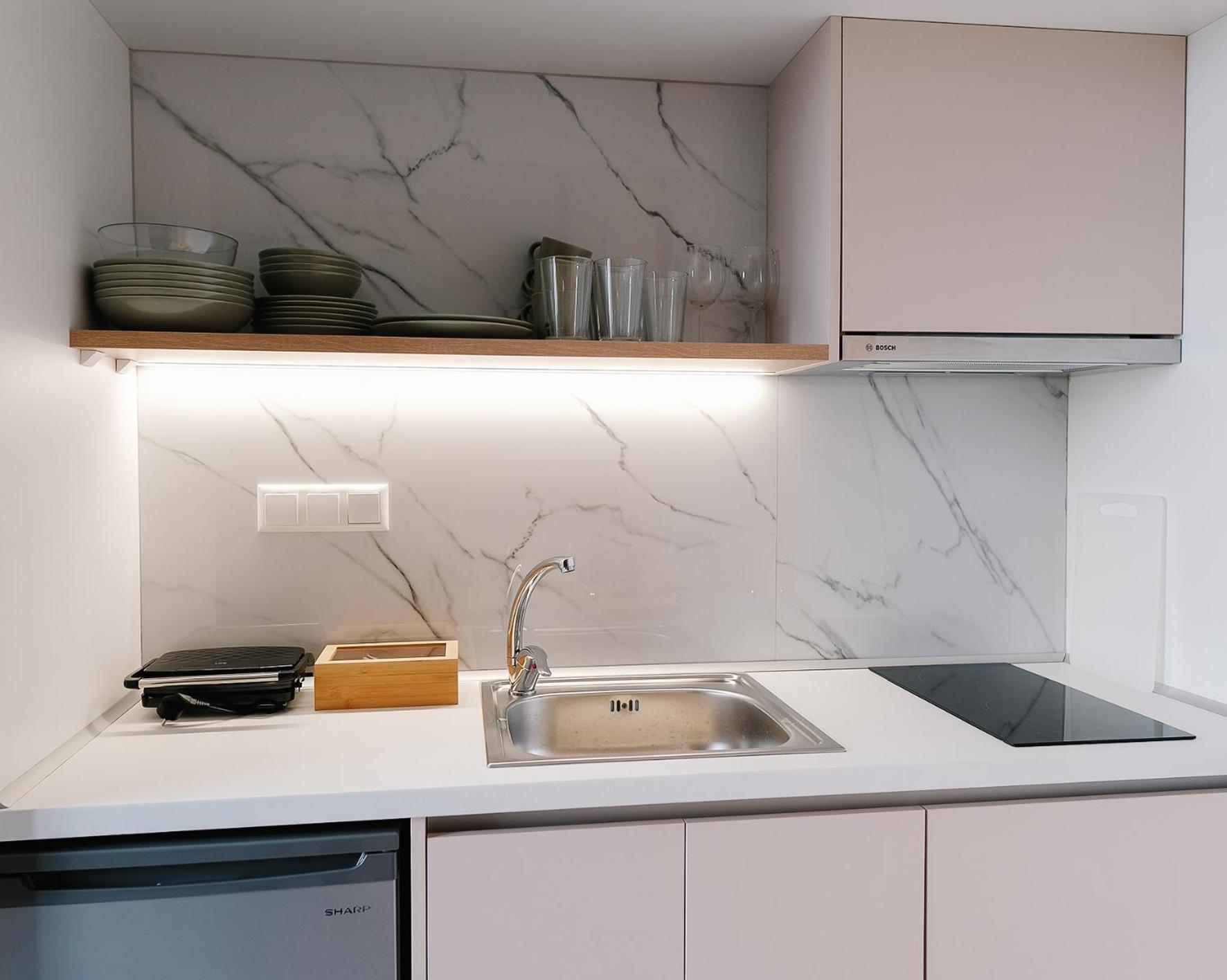 Aquarama Suites Nea Iraklitsa Екстериор снимка